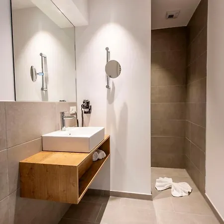 Hotell Jahotel Geldern